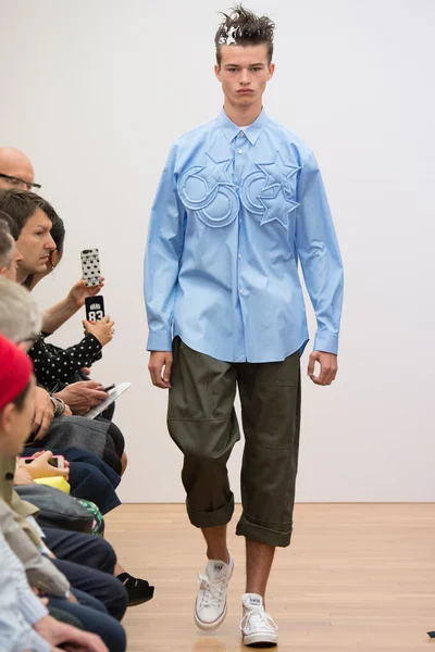 Look 9